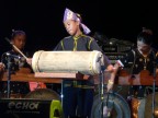 gong drumming.JPG (94 KB)